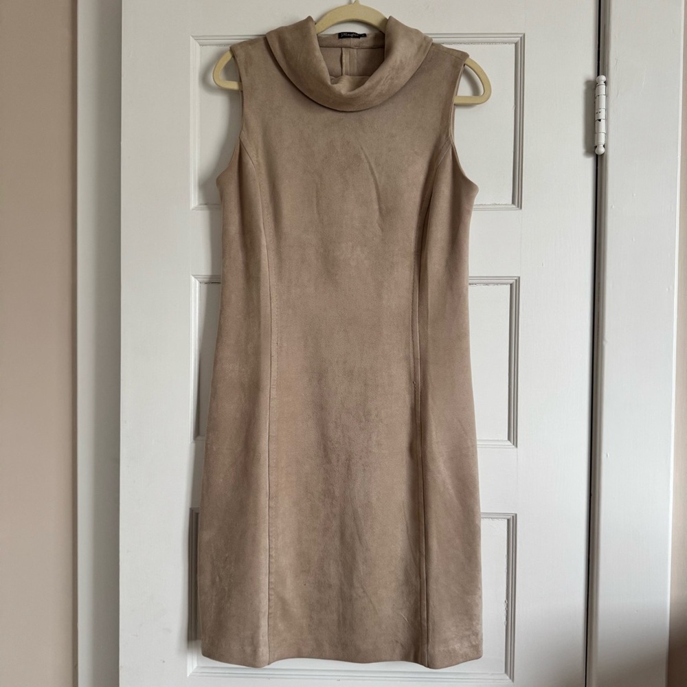J. McLaughlin Camino Faux Suede Sheath Dress Women’s Size Medium Sand Beige EUC